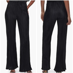 NWT Good American Always Fits Black Plissé Pull-On Pants, Ruffle Hem, Size L/XL.